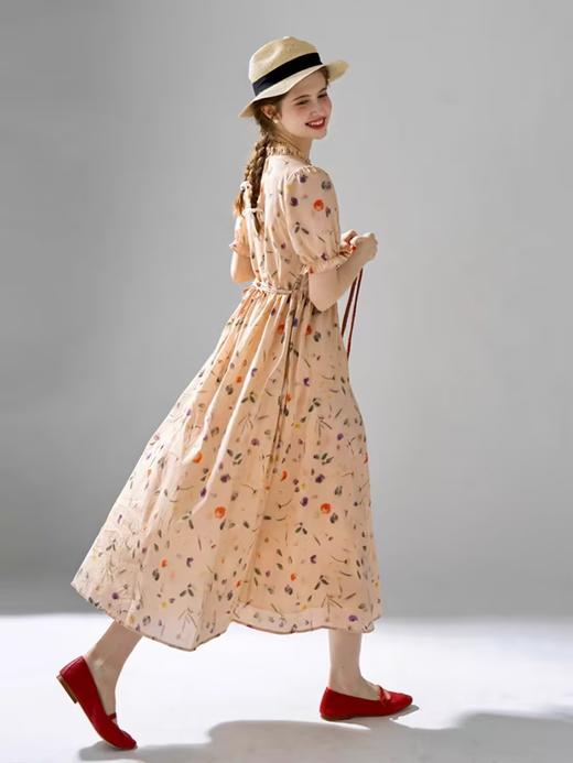 浮生八记/24A028/重工塔克褶刺绣收腰连衣裙 商品图1