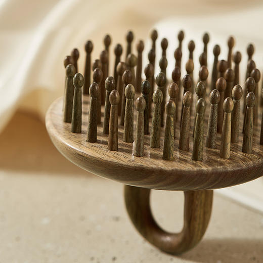 初心| 绿檀细齿指环梳按摩梳 商品图7