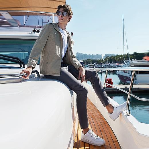 【四面弹】柒牌连帽夹克男2024春季新款时尚休闲字母印花防风外套	126K70080 商品图3