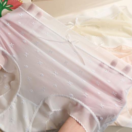 【少女感 夏季超薄款】2024新款 5A四叶草缇花纱线女士内裤 桑蚕丝底档 ——WL8132（5条/盒） 商品图5