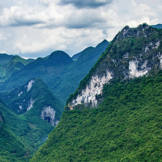 【团体定制】清远·峡天下 亲子活动一日营 | 挑战悬崖绝壁天梯，探秘 2000 万年前燕子洞，打卡中国最高玻璃桥 商品图1