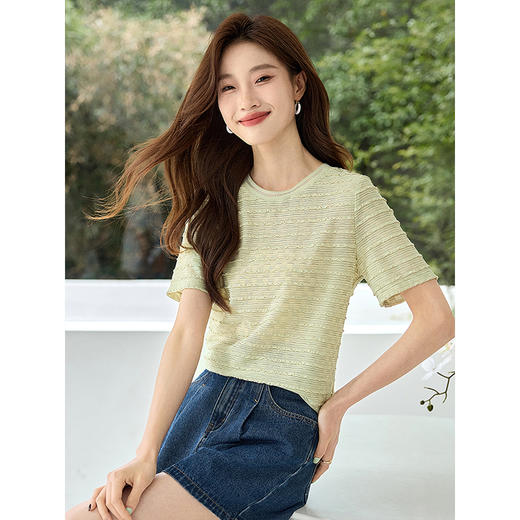 【专属特价】熙世界薄款肌理针织短袖t恤2025夏季新款宽松休闲圆领独特上衣 商品图1