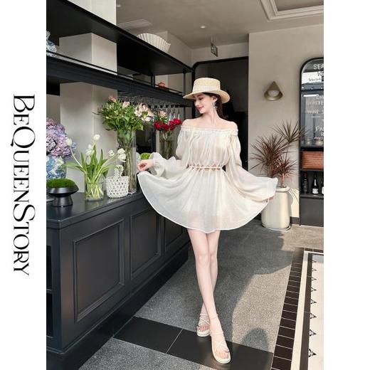 BeQueenStory【青苹果乐园】设计感镂空收腰一字肩灯笼袖连衣裙 商品图4