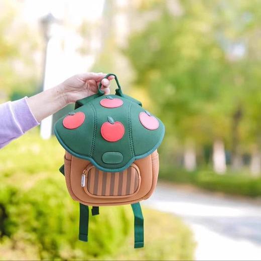 网红同款幼儿园书包女孩儿童出游背包一年级双肩包男童女童 商品图0