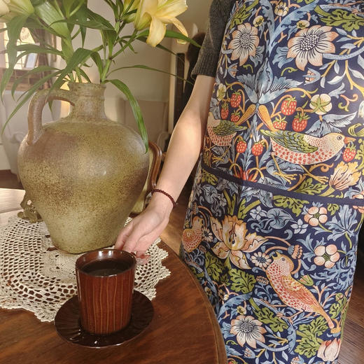 【品牌直发】1折❗️39元起❗️ 英国家居扛把子❗「Morris&Co.花园草莓小偷家居系列」宝藏品，美出天际，让艺术融入生活 ⭕围裙&茶巾&桌旗轻松打造奢华家居氛围感 商品图5