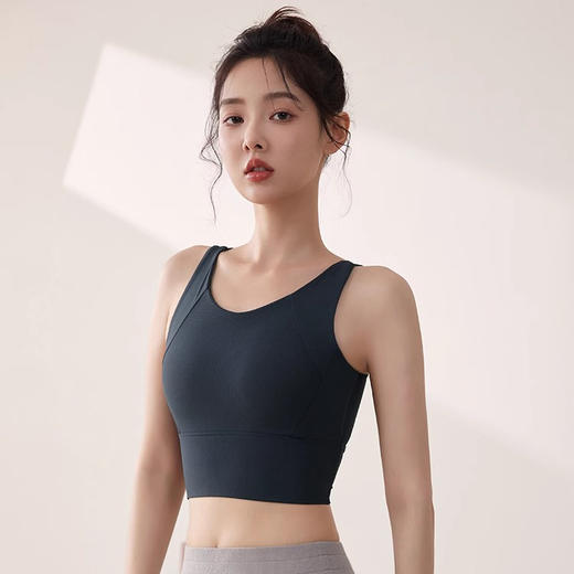 【限时秒】YOGACODE【火树银花系列】2024 外穿瑜伽背心一体式胸垫健身背心 DSG544 商品图3