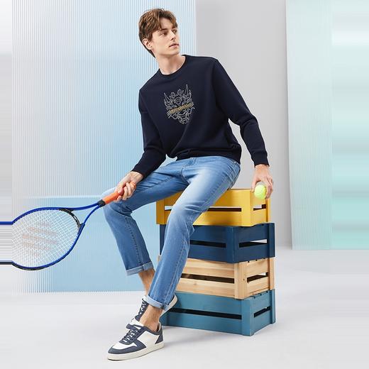 柒牌圆领卫衣男2024春季新款时尚休闲中青年字母绣花套头长袖上衣126W70180 商品图3