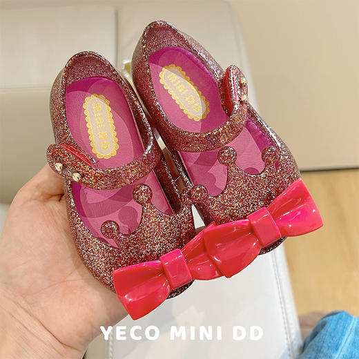 【果冻材质，防滑耐磨，雨天也不用担心】夏季新款皇冠蝴蝶结公主鞋 女童凉鞋 舒适果冻鞋 雨鞋 儿童果冻鞋-QQ 商品图6