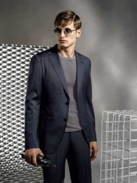 Stylbiella Super 120's 澳洲美丽诺羊毛纬向自然弹力灰色条纹全麻衬西装套装