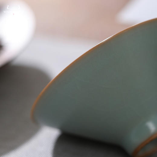 问鼎汝瓷复刻款精工款天青斗笠杯（小）（缺货） 商品图3