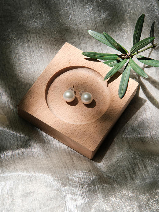 盛唐牡丹 |大点位白珠珍珠耳钉[特价品] 商品图1