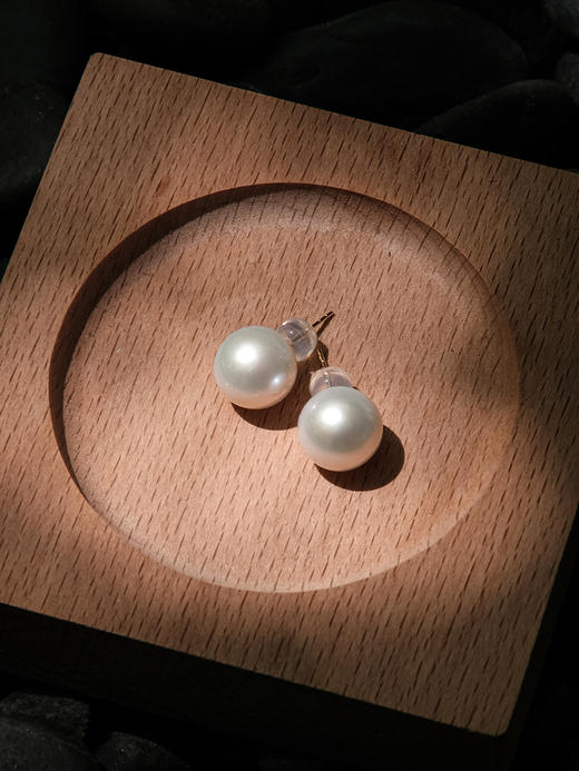 盛唐牡丹 |大点位白珠珍珠耳钉[特价品] 商品图2