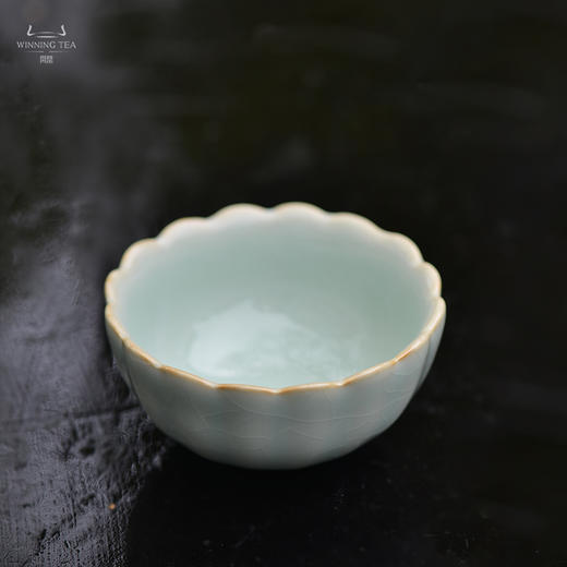 问鼎汝瓷紫金釉经典款天青莲花杯 商品图1