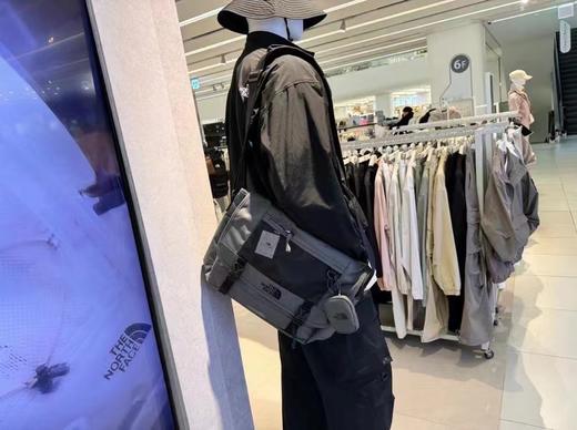 ​出韩国订单 tnf超大大容量斜挎包男女同款邮差包 商品图3