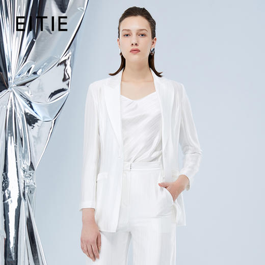 EITIE爱特爱秋季新款时尚通勤百搭职业显瘦一粒扣外套女7503203 商品图1