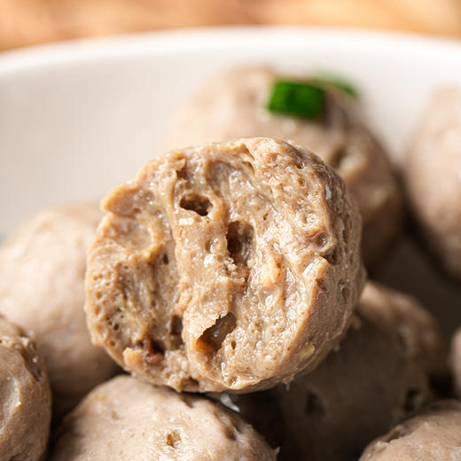 陶陶居·潮汕牛肉丸 含肉量高达93% 新鲜现切 顺丰冷链运输 无防腐剂，孕妇小孩都可以放心吃 白水煮也超好吃 商品图0