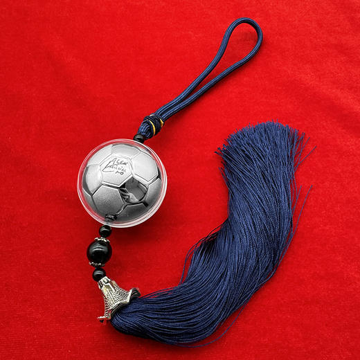 纯银足球挂件 银球寓意赢球 含纯银6.8克 商品图0