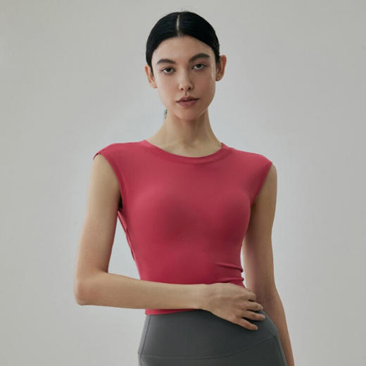 【限时秒】YOGACODE【火树银花系列】2024 瑜伽短袖女固定式胸垫性感露背短款运动t恤DST743 商品图0