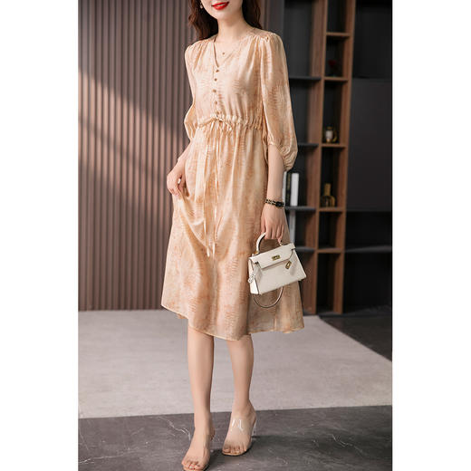 89218原形气质减龄天丝连衣裙女2024春夏季新款灯笼袖抽绳显瘦长裙子 商品图3