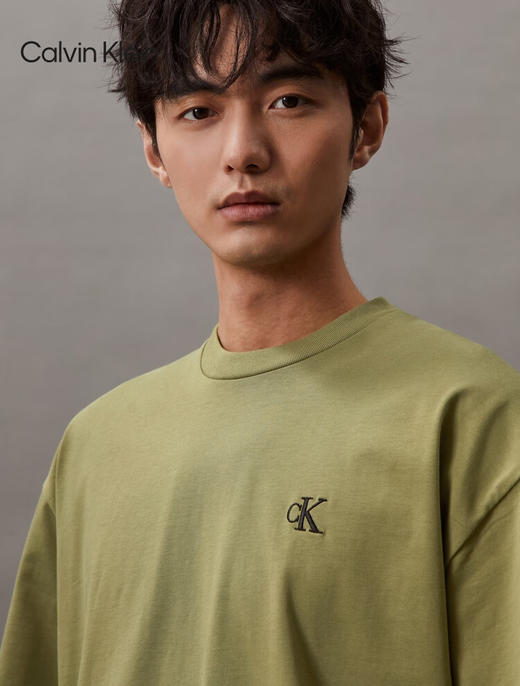 CK 短袖T恤男女同款  J400377-L9N . 商品图4