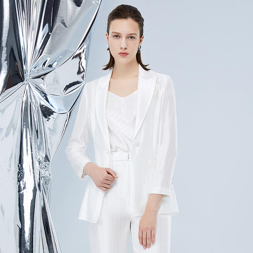 EITIE爱特爱秋季新款时尚通勤百搭职业显瘦一粒扣外套女7503203 商品图10