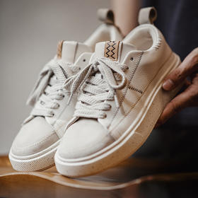 马登2025新款板鞋夏季男款设计感小众休闲运动潮鞋百搭厚底小白鞋