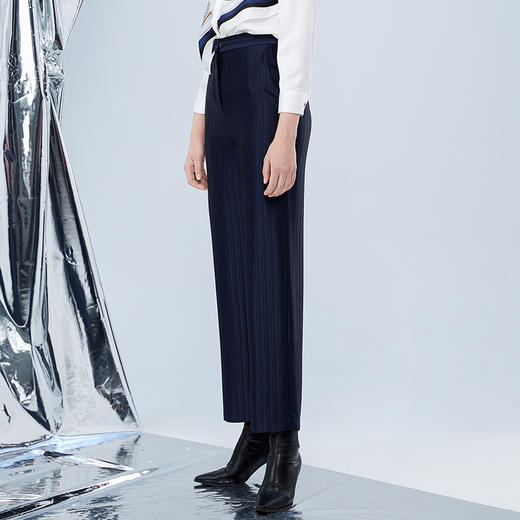 EITIE爱特爱秋季新款气质通勤百搭显瘦高腰直筒裤女7505208 商品图3