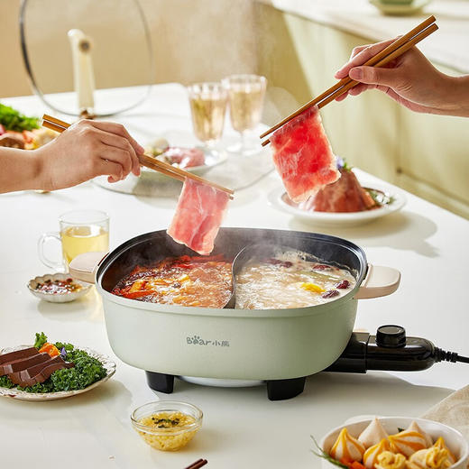 #新老款式随机发货#小熊 鸳鸯锅6L 电火锅 电炒锅 可供4~8人 多功能锅 分体式 家用 电热锅 料理涮肉 火锅 锅具 6L（Bear）包邮 商品图7