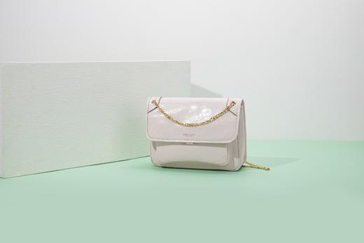 皮尔卡丹‘魅力油蜡皮’系列时尚翻盖单肩包女包 商品图5