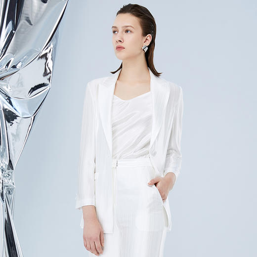 EITIE爱特爱秋季新款时尚通勤百搭职业显瘦一粒扣外套女7503203 商品图8