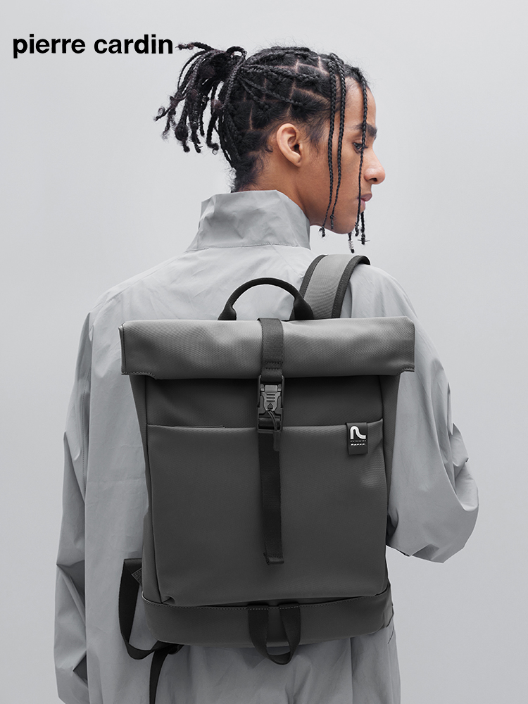 皮尔卡丹正品双肩包商务简约电脑背包大容量男士旅行包新款