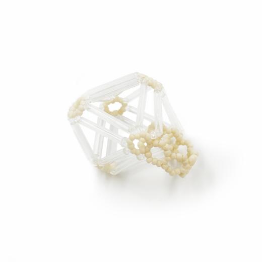 PENTA 卢浮宫形戒指 (白色） 商品图1