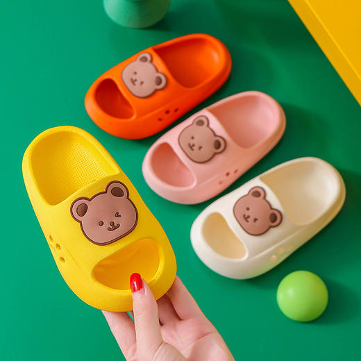 【立体卡通小熊凉拖鞋】小熊儿童拖鞋女童男童夏季家居，柔软Q弹防滑耐磨灵活易弯折，加厚软底拖鞋外穿卡通宝宝女孩凉拖QQ 商品图3