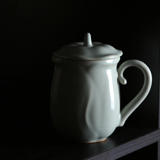 问鼎汝瓷鼎峰系列天青老款荷叶老板杯（缺货） 商品图1