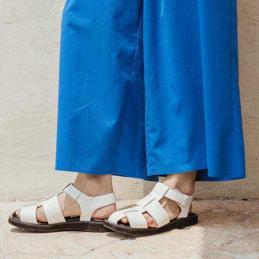 绽放IS081朵/白色包头凉鞋女夏季2024新款厚底简约罗马鞋平底单鞋 商品图0