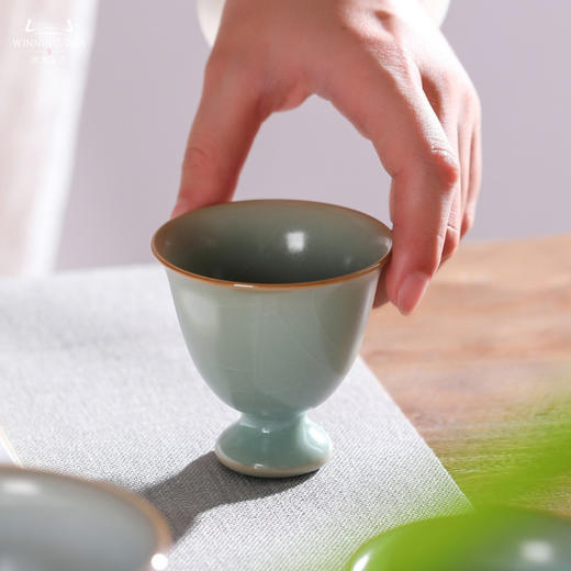 问鼎汝瓷复刻款精工款天青钟秀杯 商品图2