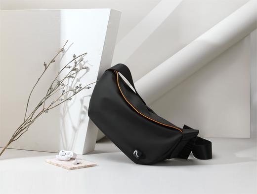 皮尔卡丹单肩饺子包斜挎包男背包男士挎包男生运动男包通勤便携单肩包 商品图0