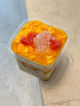 杨枝甘露奶酪杯