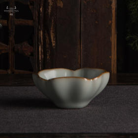 问鼎汝瓷紫金釉经典款天青葵花杯