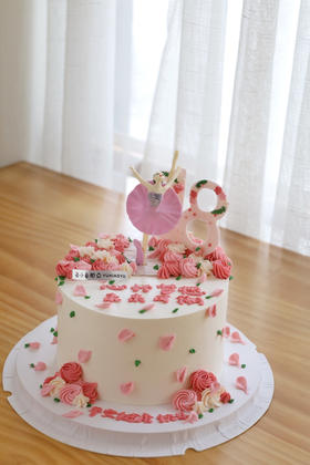 心怀梦想 未来可期（芭蕾女孩）