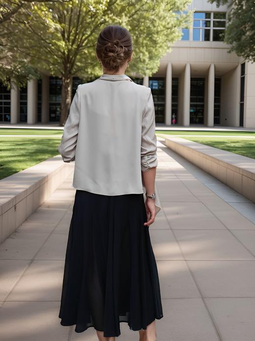 翻领袖抽褶不规则下摆外套 商品图2