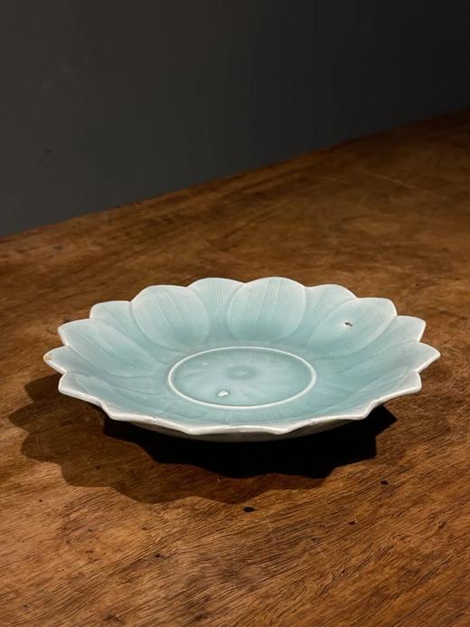 龙泉粉青釉莲花形撇口盘，顺丰包邮 商品图14