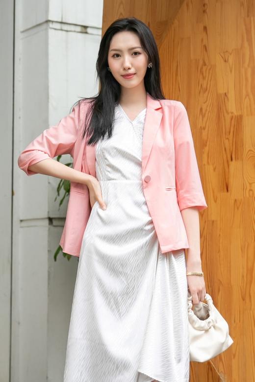 Le Malene 粉色修身七分袖西装外套 12904 商品图0