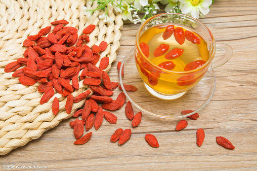 杞果兄弟特优级铁盒头茬枸杞480g 商品图2