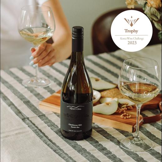 【获奖旗舰款·堪比勃艮第的新西兰霞多丽】2023 三圣山酒庄吉布利砾石区霞多丽 Trinity Hill Gimblett Gravels Chardonnay 商品图0