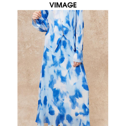 VIMAGE纬漫纪秋季新款高腰晕染印花半身裙V2206801 商品图3