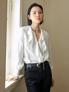 波点提花荷叶边上衣FCE2TOP152