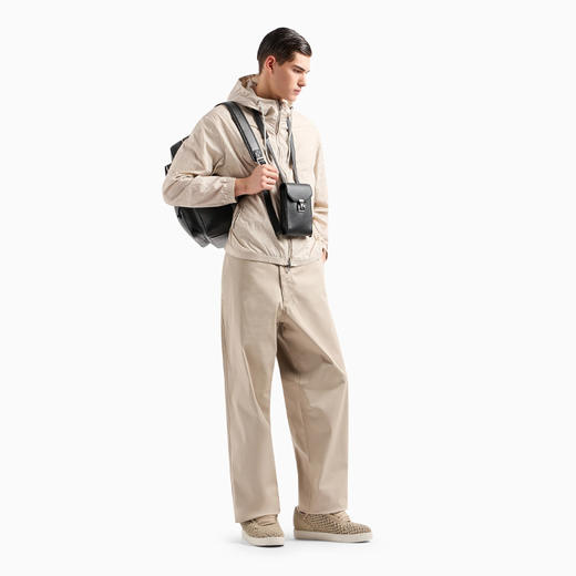 EMPORIO ARMANI 阿玛尼 男士常规版型连帽外套 米色 3D1BH4 1NNXZ 06G2 商品图3