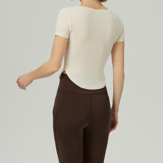 跃牌【周游世界系列】凉感运动服女子短款瑜伽服  TP0736 商品图4