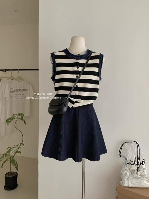 牛仔拼接冰丝背心 商品图2